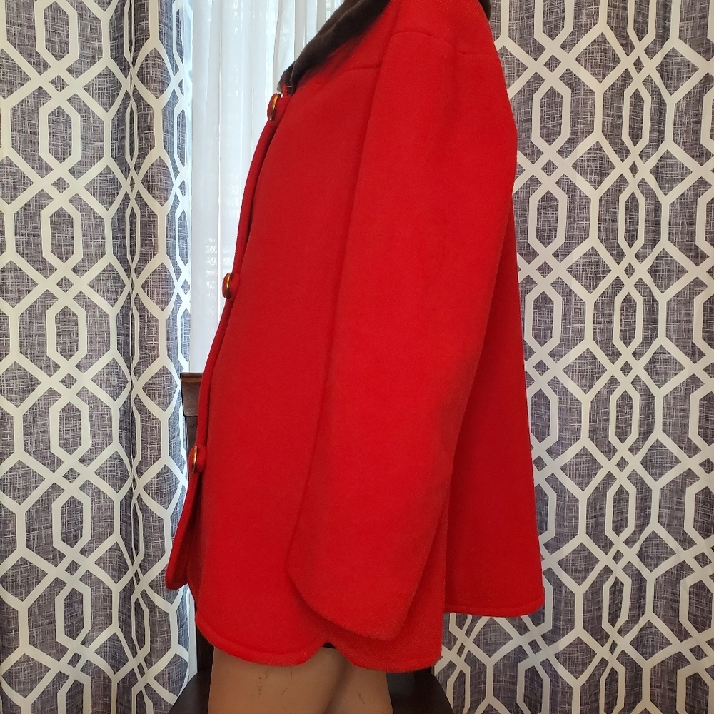 ❤️Host Pick❤️Vintage Gorgeous Red Coat - Picture 2 of 10
